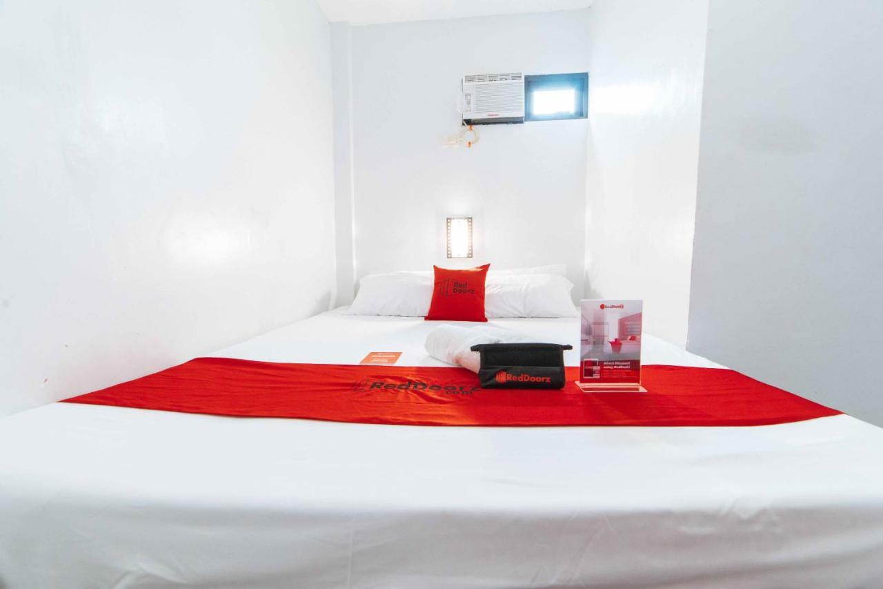 Reddoorz At San Antonio Binan Laguna Экстерьер фото