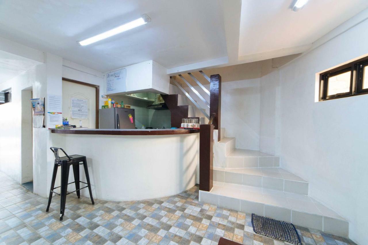 Reddoorz At San Antonio Binan Laguna Экстерьер фото