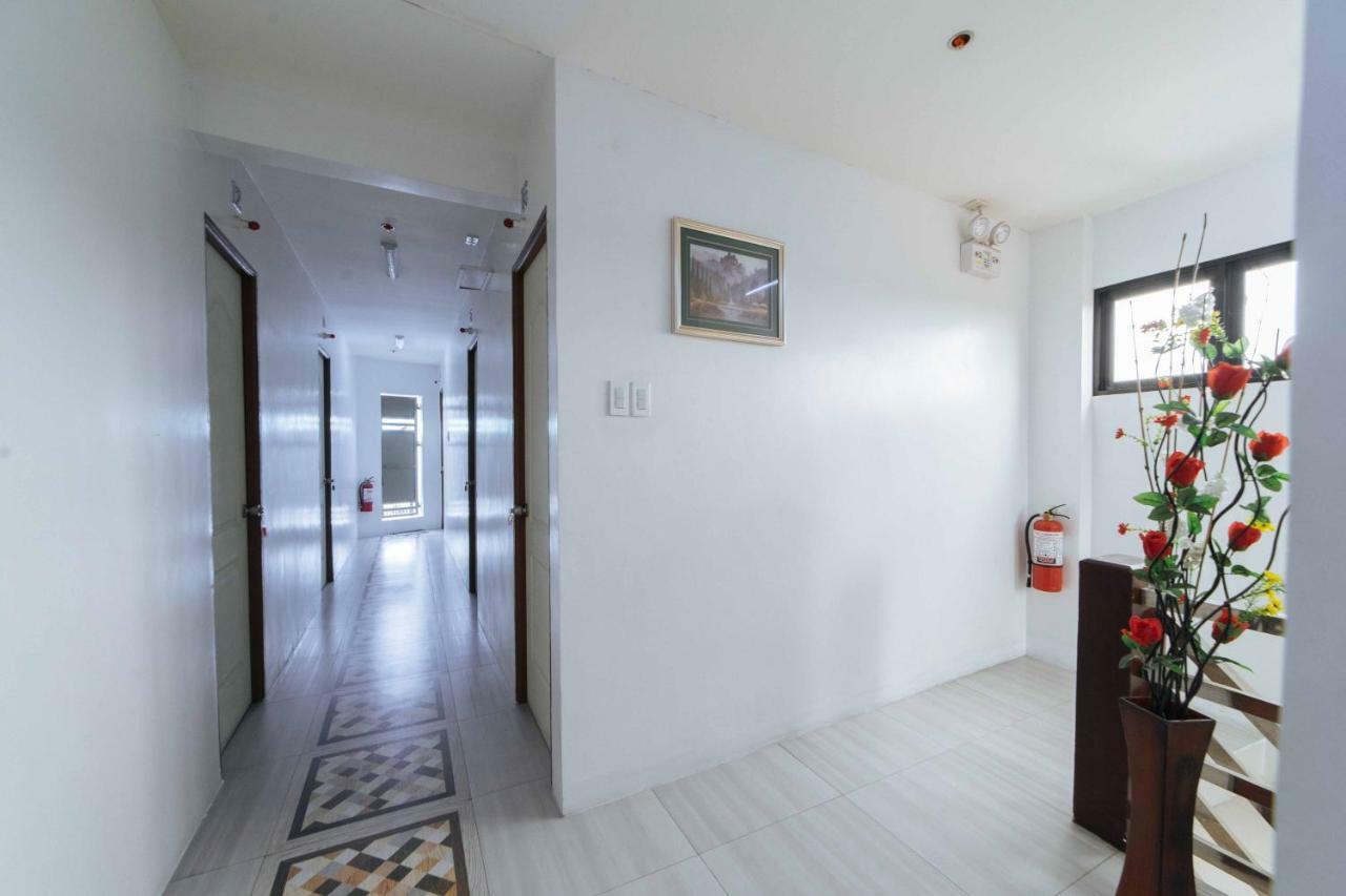 Reddoorz At San Antonio Binan Laguna Экстерьер фото